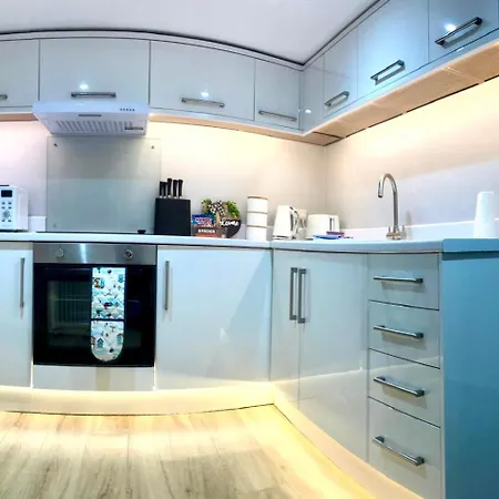 North Bay Nest Apartment